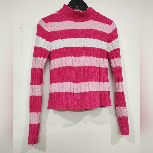 Pink Cozy Top 💗 - Picture 13 of 13